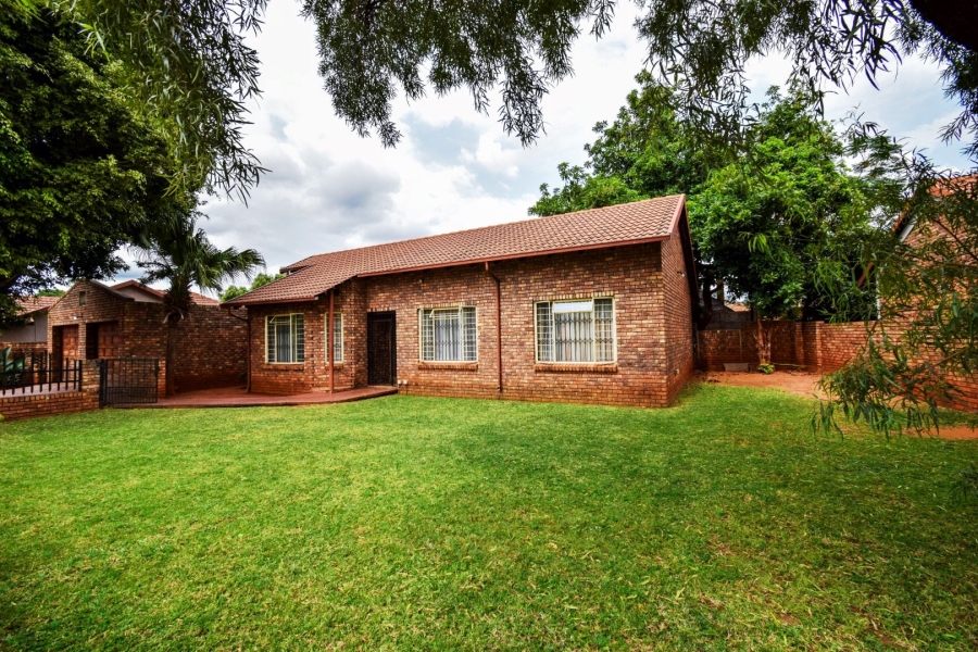 3 Bedroom Property for Sale in Doornpoort Gauteng