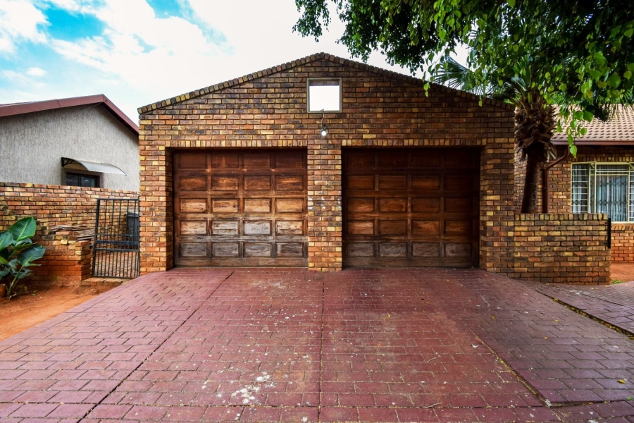 3 Bedroom Property for Sale in Doornpoort Gauteng