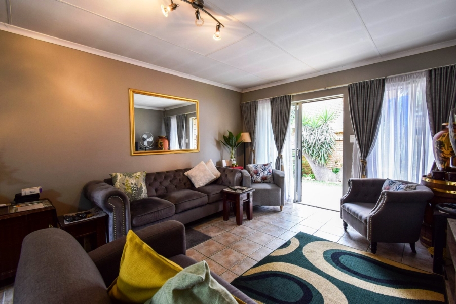 3 Bedroom Property for Sale in Sinoville Gauteng