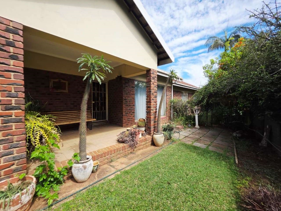3 Bedroom Property for Sale in Sinoville Gauteng