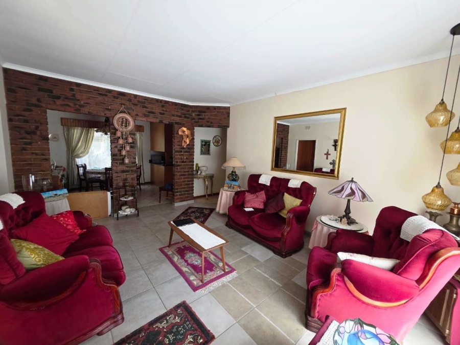 3 Bedroom Property for Sale in Sinoville Gauteng