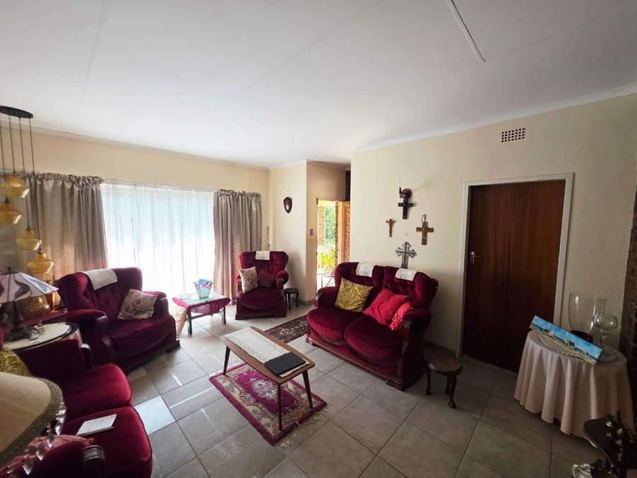3 Bedroom Property for Sale in Sinoville Gauteng