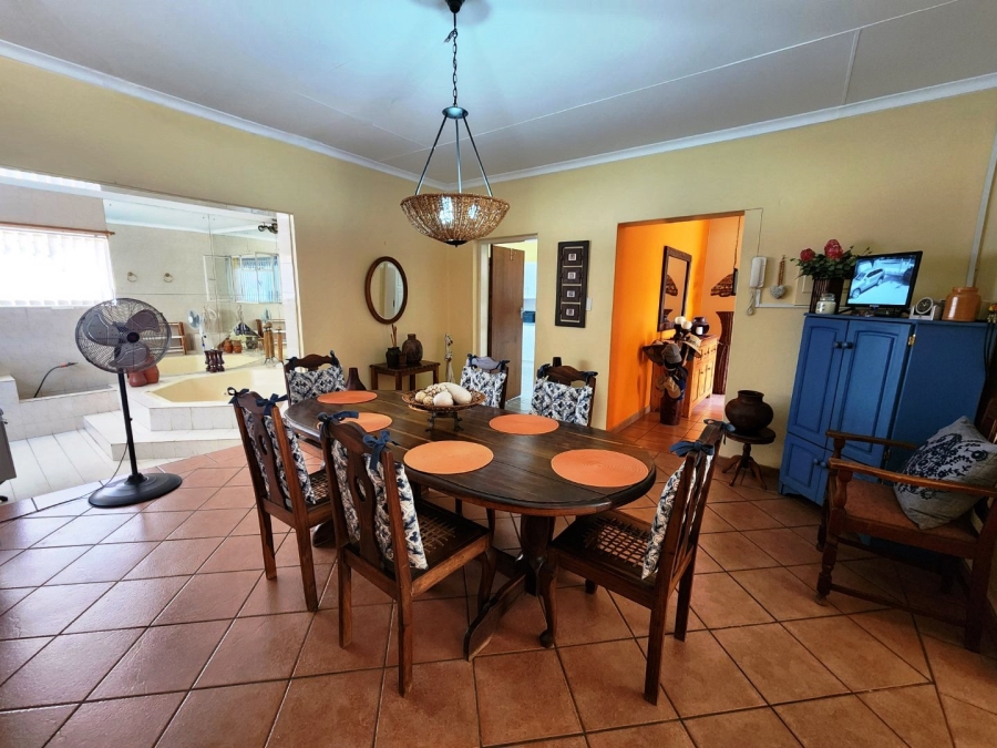 4 Bedroom Property for Sale in Dorandia Gauteng