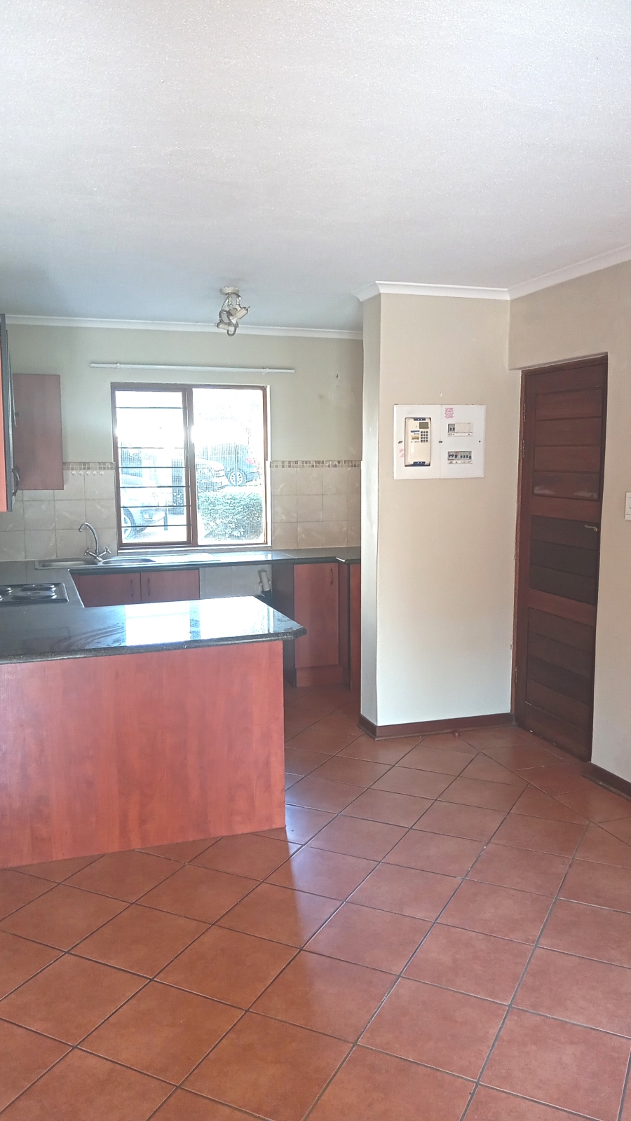 To Let 2 Bedroom Property for Rent in Montana Tuine Gauteng