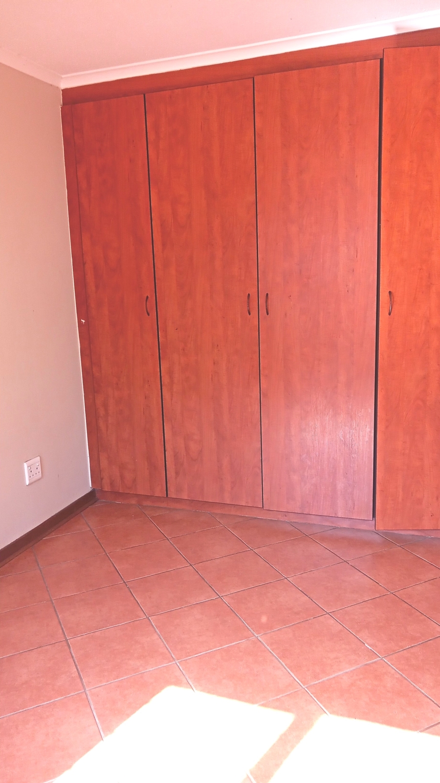 To Let 2 Bedroom Property for Rent in Montana Tuine Gauteng