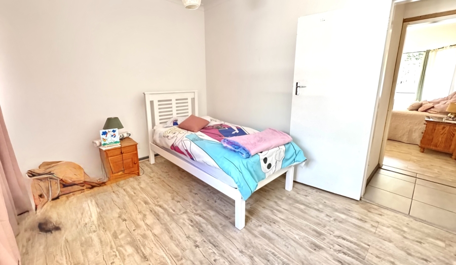 6 Bedroom Property for Sale in Monument Park Gauteng