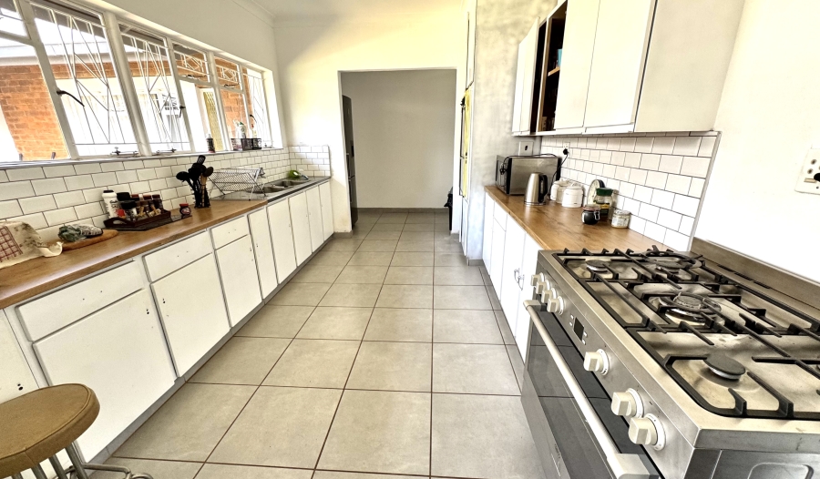 6 Bedroom Property for Sale in Monument Park Gauteng