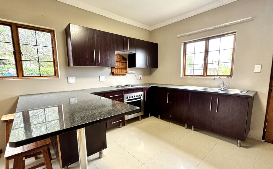 6 Bedroom Property for Sale in Olympus Gauteng