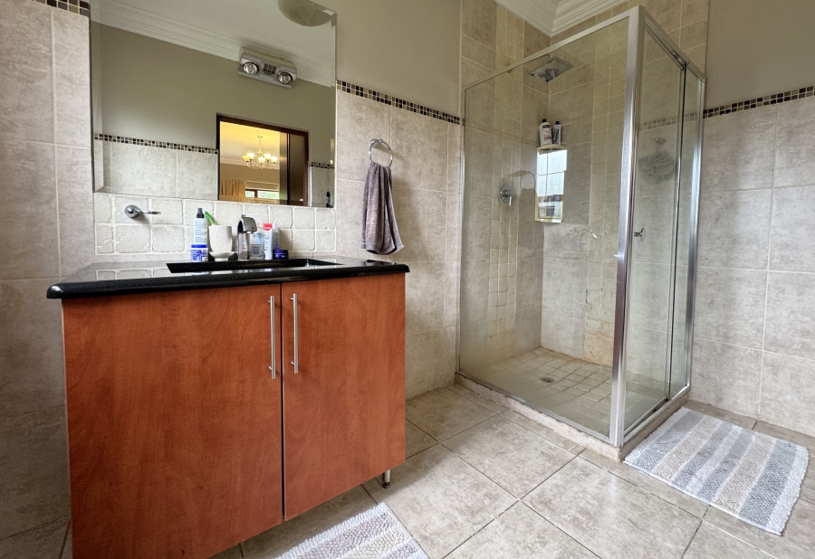 6 Bedroom Property for Sale in Olympus Gauteng