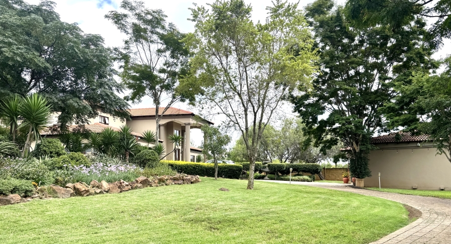 6 Bedroom Property for Sale in Olympus Gauteng