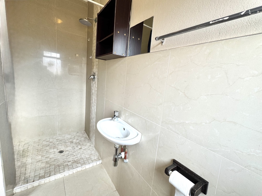 6 Bedroom Property for Sale in Olympus Gauteng