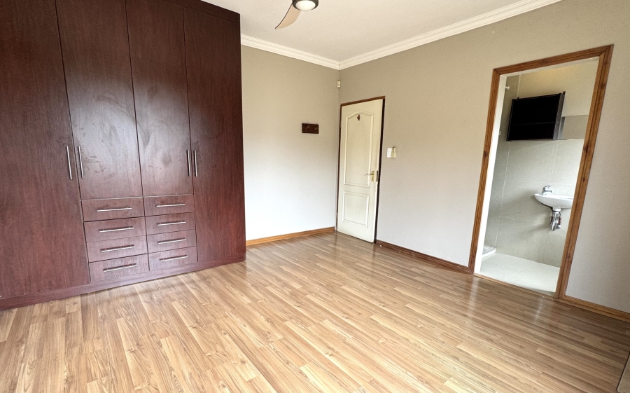 6 Bedroom Property for Sale in Olympus Gauteng