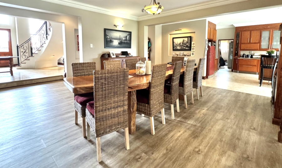 6 Bedroom Property for Sale in Olympus Gauteng