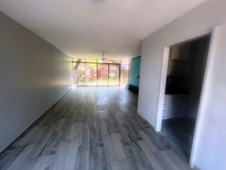 2 Bedroom Property for Sale in Roseville Gauteng