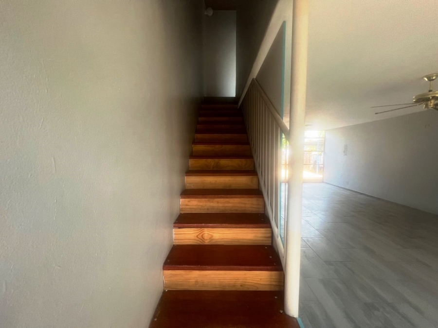2 Bedroom Property for Sale in Roseville Gauteng