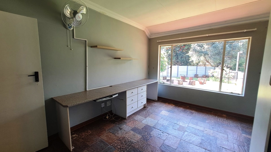 4 Bedroom Property for Sale in Meyerspark Gauteng