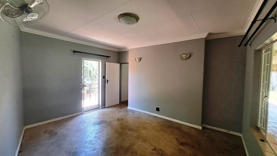 4 Bedroom Property for Sale in Meyerspark Gauteng