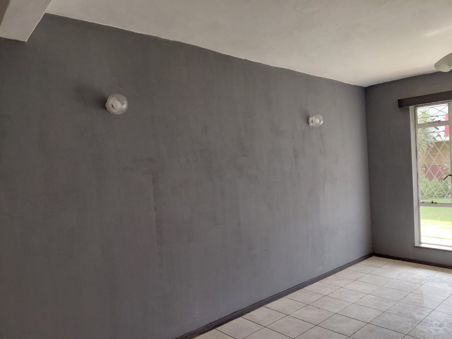 1 Bedroom Property for Sale in Benoni Central Gauteng
