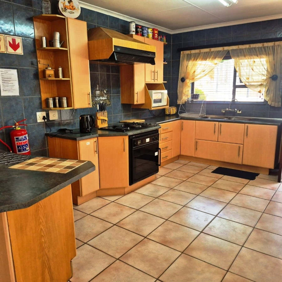 10 Bedroom Property for Sale in Wonderboom Gauteng