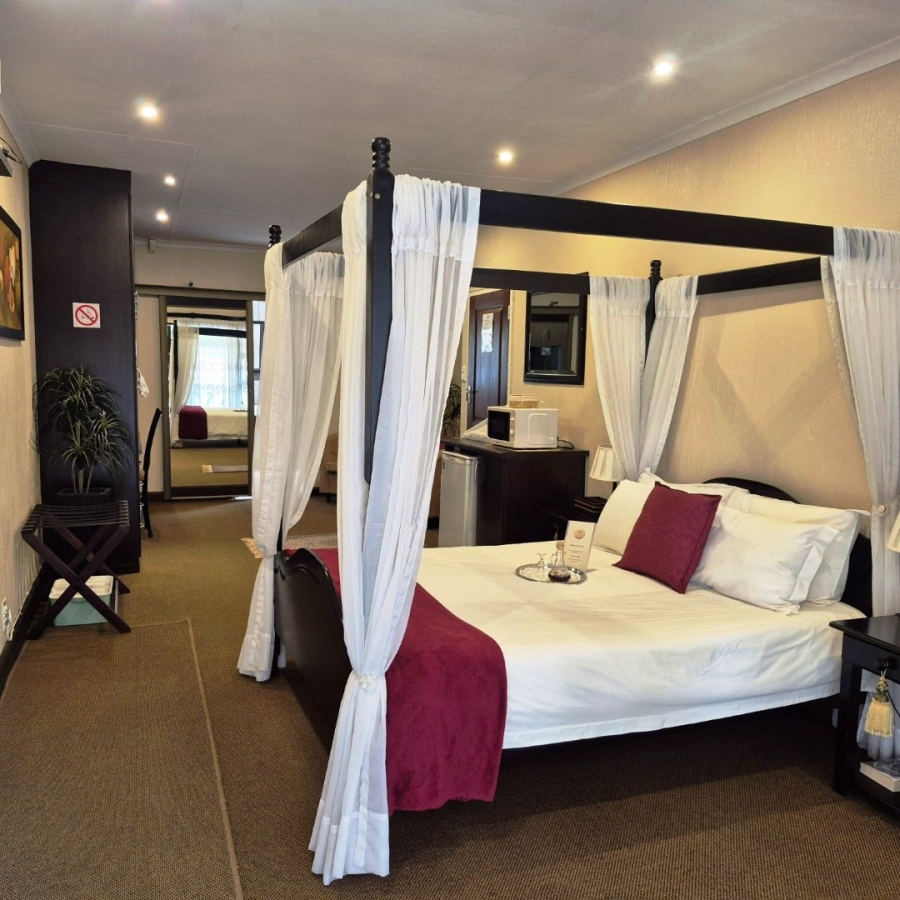 10 Bedroom Property for Sale in Wonderboom Gauteng