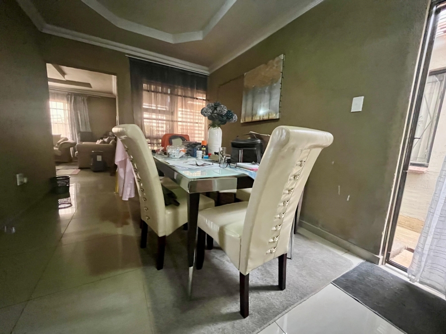 To Let 2 Bedroom Property for Rent in Bophelong Gauteng