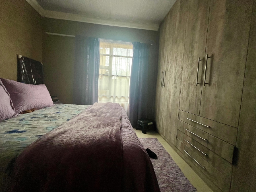 To Let 2 Bedroom Property for Rent in Bophelong Gauteng