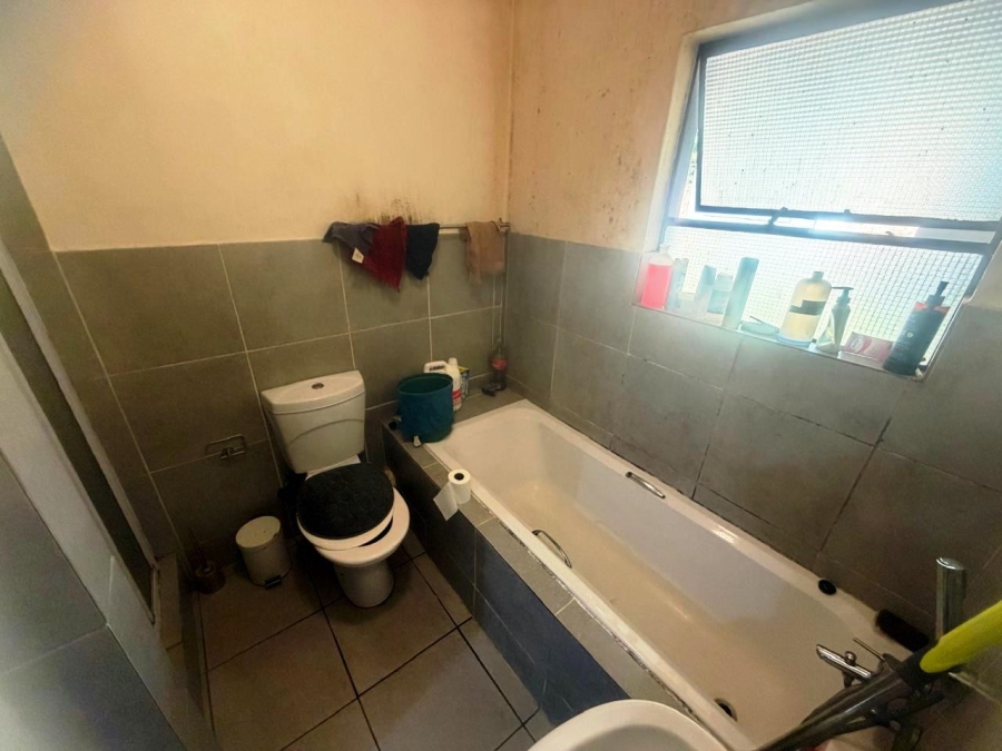 2 Bedroom Property for Sale in Chantelle Gauteng