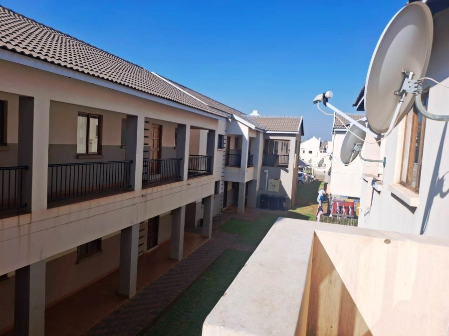 2 Bedroom Property for Sale in Hesteapark Gauteng