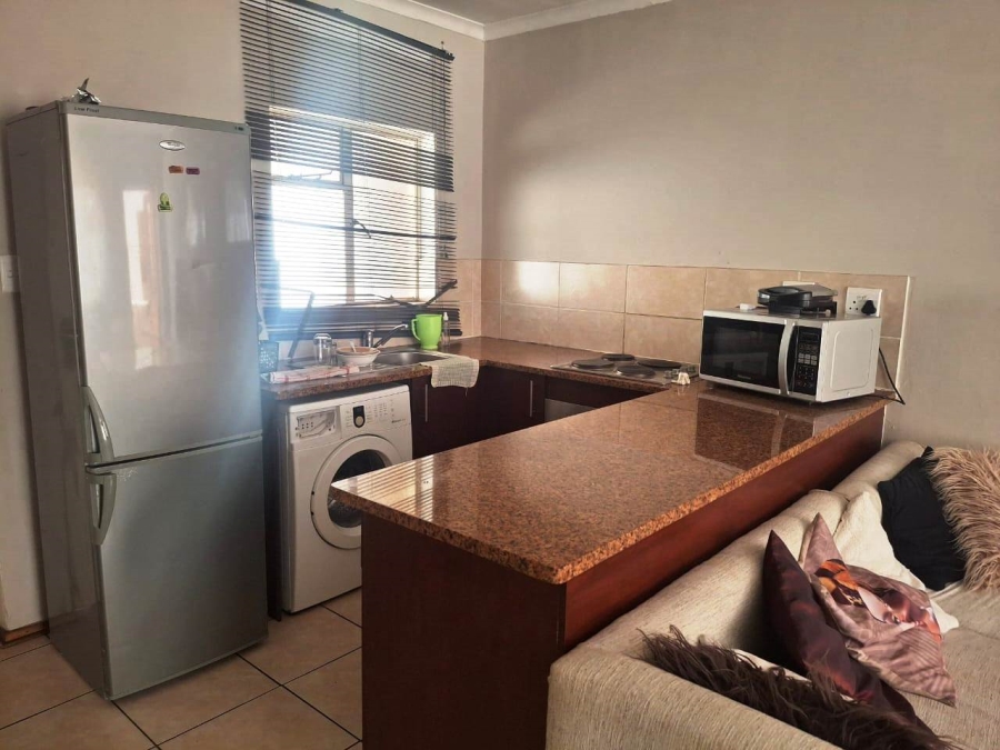 2 Bedroom Property for Sale in Hesteapark Gauteng