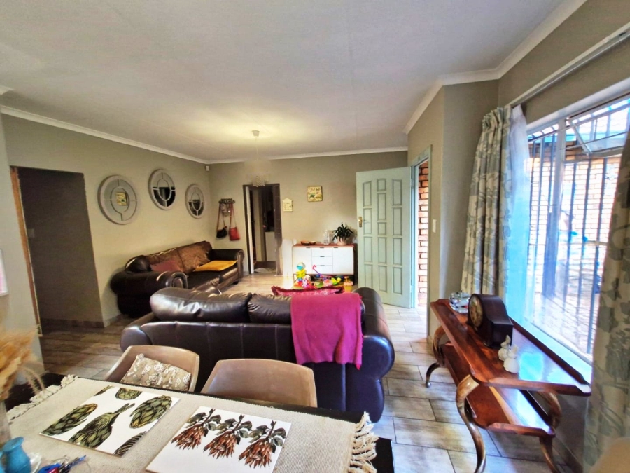 2 Bedroom Property for Sale in Montana Park Gauteng
