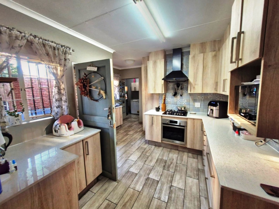 2 Bedroom Property for Sale in Montana Park Gauteng