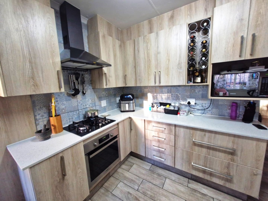 2 Bedroom Property for Sale in Montana Park Gauteng