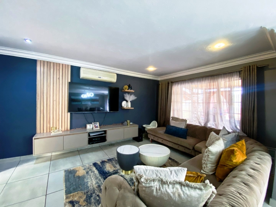4 Bedroom Property for Sale in Capital Park Gauteng