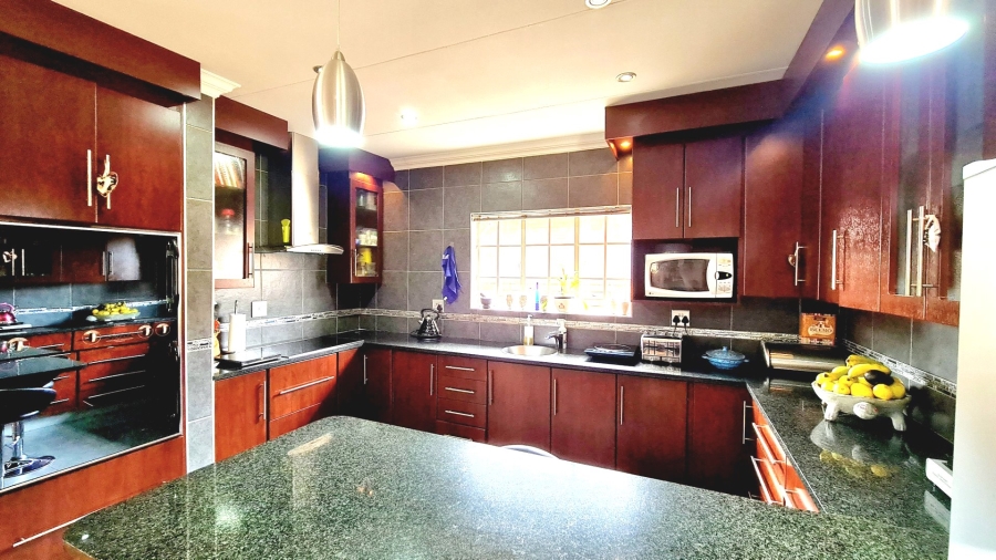 3 Bedroom Property for Sale in Florauna Gauteng
