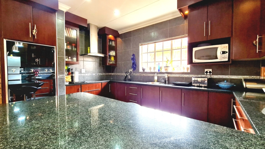 3 Bedroom Property for Sale in Florauna Gauteng