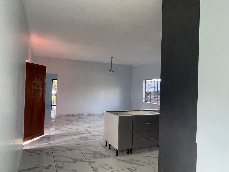 To Let 3 Bedroom Property for Rent in Glen Austin AH Gauteng