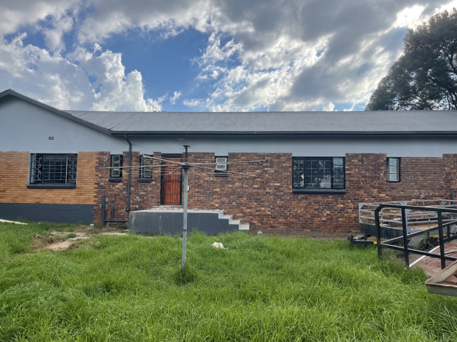 To Let 3 Bedroom Property for Rent in Glen Austin AH Gauteng