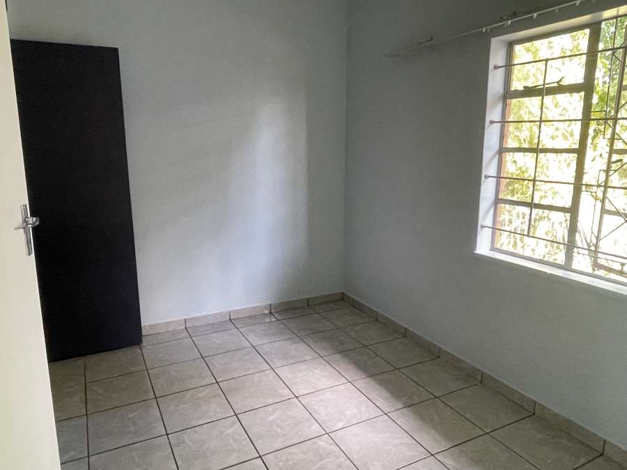 To Let 3 Bedroom Property for Rent in Glen Austin AH Gauteng