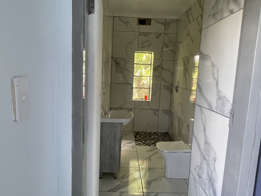 To Let 3 Bedroom Property for Rent in Glen Austin AH Gauteng