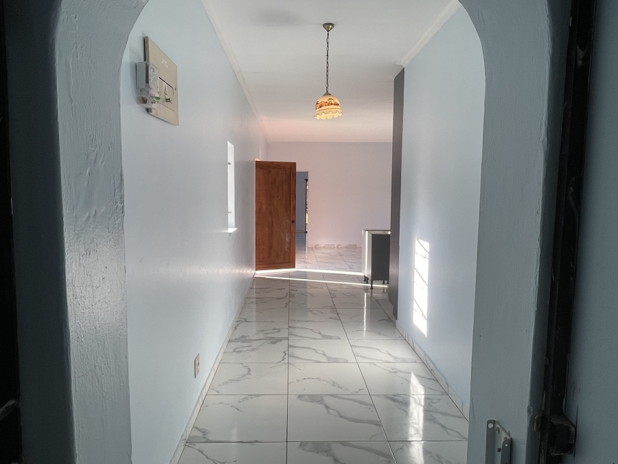 To Let 3 Bedroom Property for Rent in Glen Austin AH Gauteng