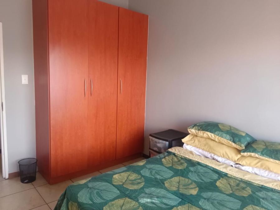 To Let 3 Bedroom Property for Rent in New Redruth Gauteng