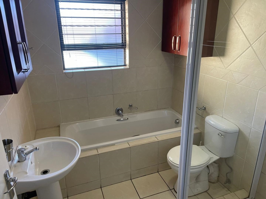 2 Bedroom Property for Sale in Alberton Gauteng