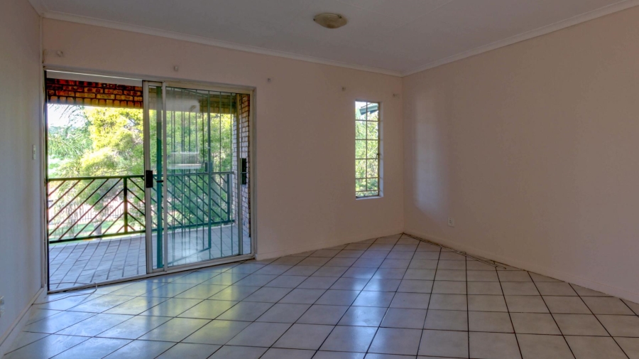 To Let 2 Bedroom Property for Rent in Faerie Glen Gauteng