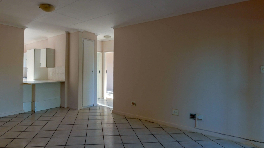 To Let 2 Bedroom Property for Rent in Faerie Glen Gauteng