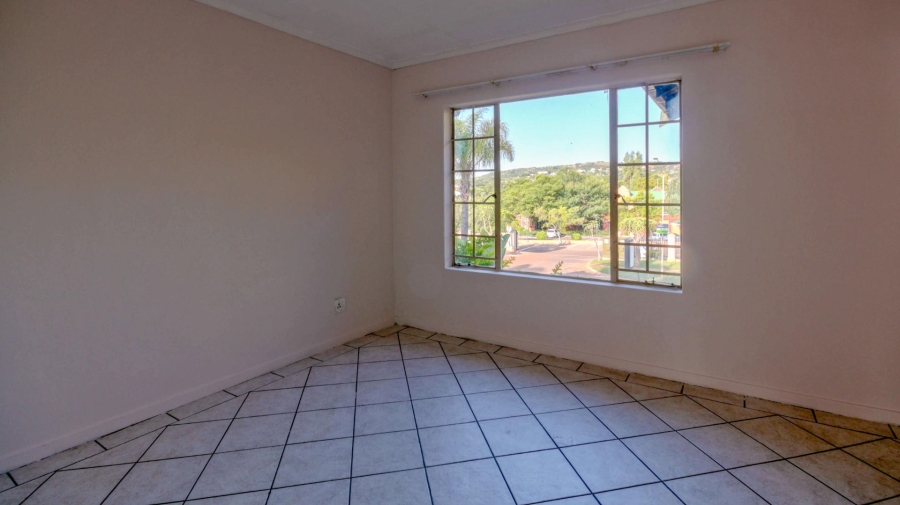 To Let 2 Bedroom Property for Rent in Faerie Glen Gauteng