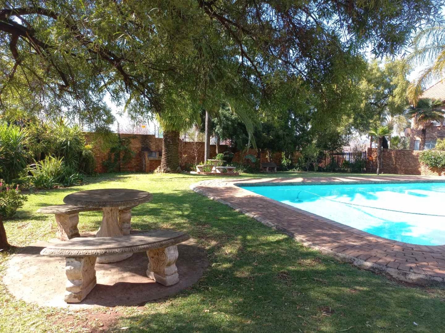 2 Bedroom Property for Sale in Centurion Central Gauteng