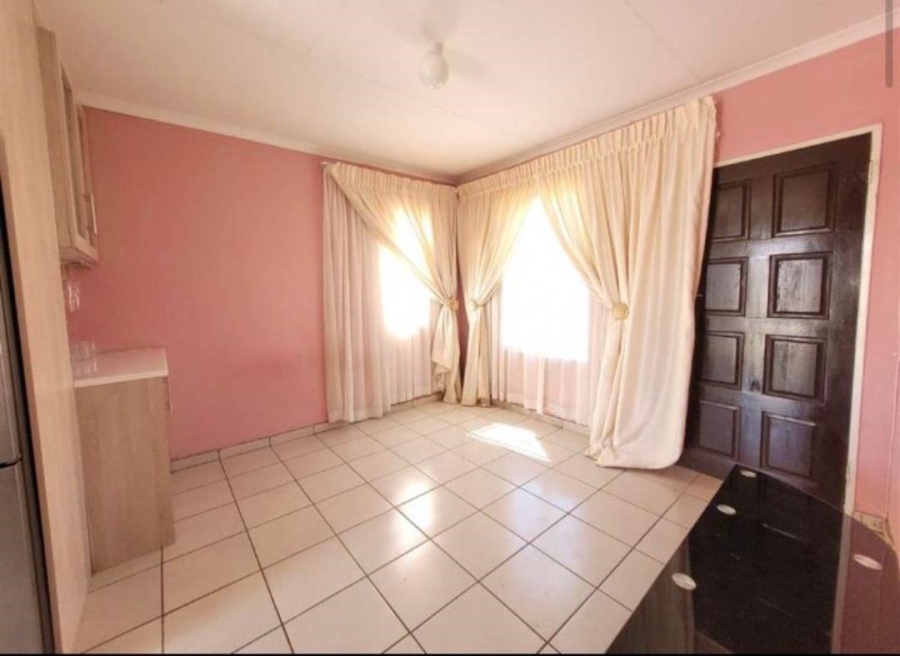 3 Bedroom Property for Sale in Savanna City Gauteng