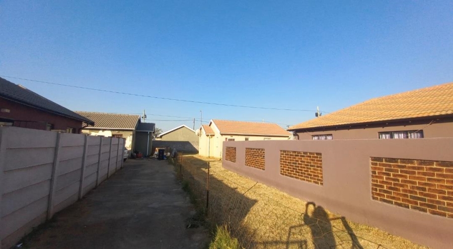 3 Bedroom Property for Sale in Savanna City Gauteng