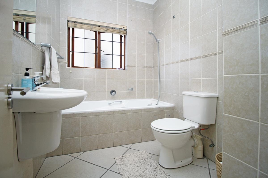 2 Bedroom Property for Sale in Edenburg Gauteng