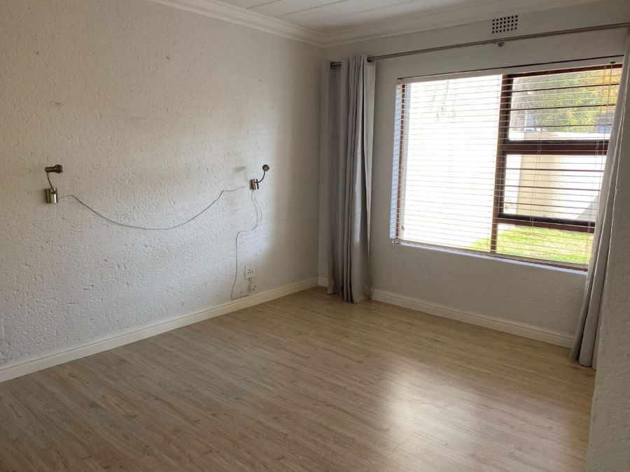 To Let 3 Bedroom Property for Rent in Morningside Gauteng